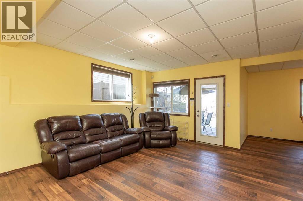 143 Inkster Close, Red Deer, Alberta  T4R 0A8 - Photo 14 - A2312504
