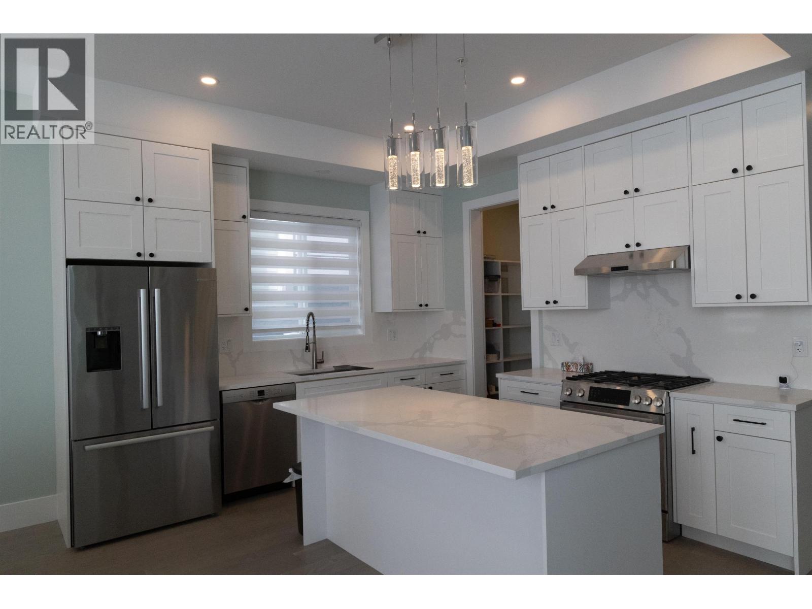 1244 Pitt River Road, Port Coquitlam, British Columbia  V3C 1N5 - Photo 11 - R3127270