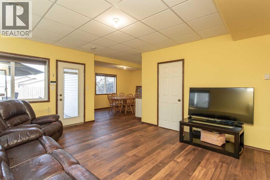 143 Inkster Close, Red Deer, Alberta  T4R 0A8 - Photo 15 - A2312504