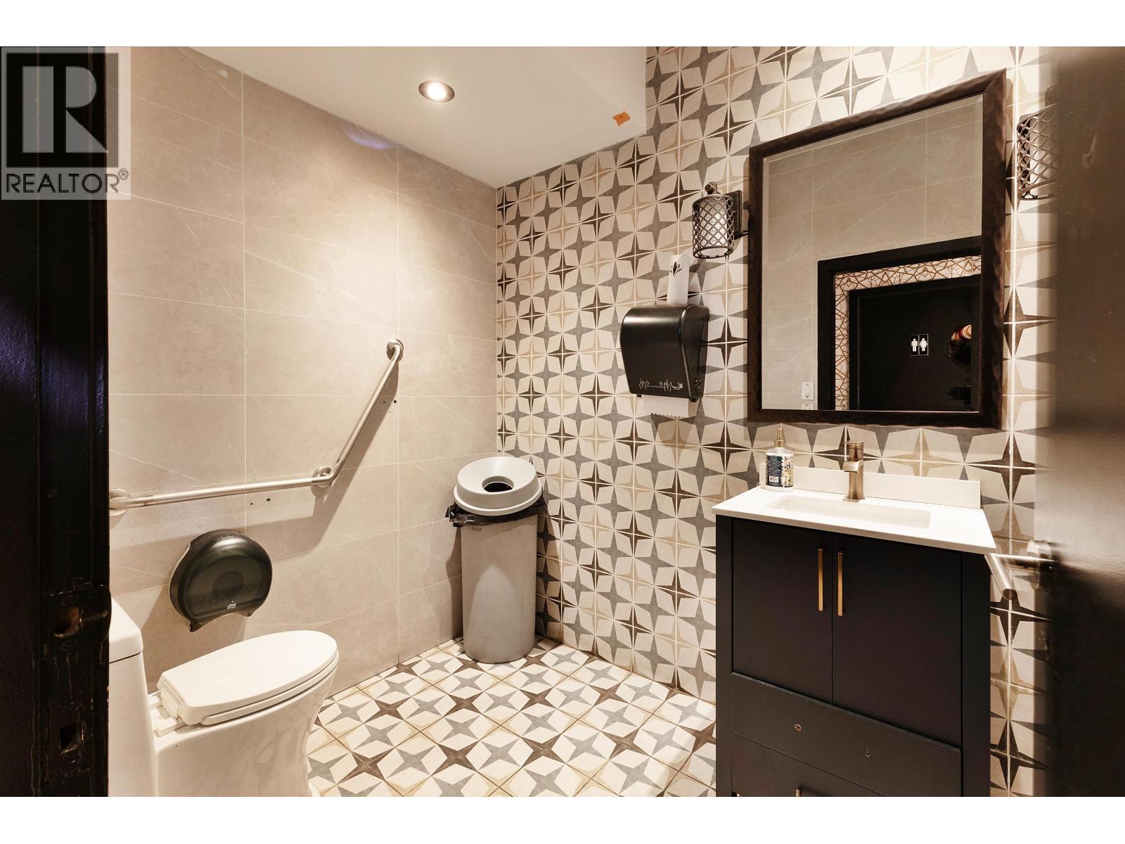 11492 Confidential, Vancouver, British Columbia  V0V 0V0 - Photo 2 - C8078998