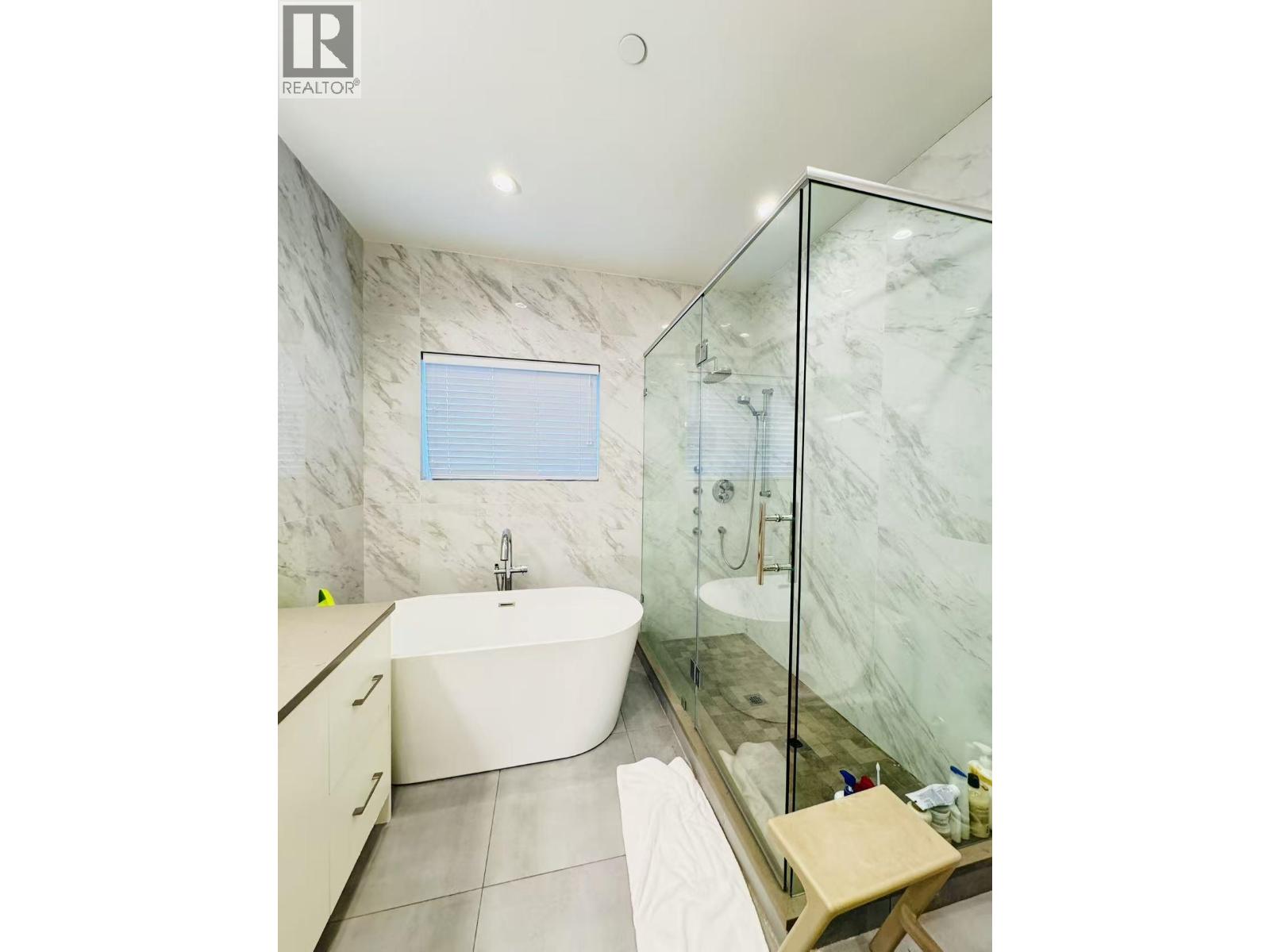 3000 W 15 Avenue, Vancouver, British Columbia  V6K 3A5 - Photo 14 - R3128037