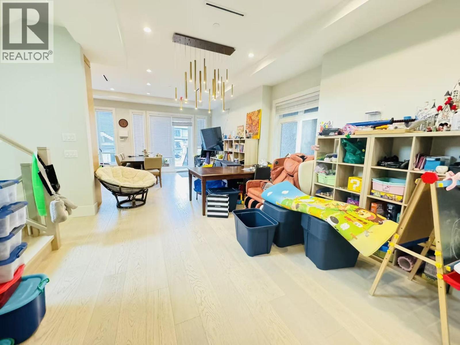3000 W 15 Avenue, Vancouver, British Columbia  V6K 3A5 - Photo 4 - R3128037