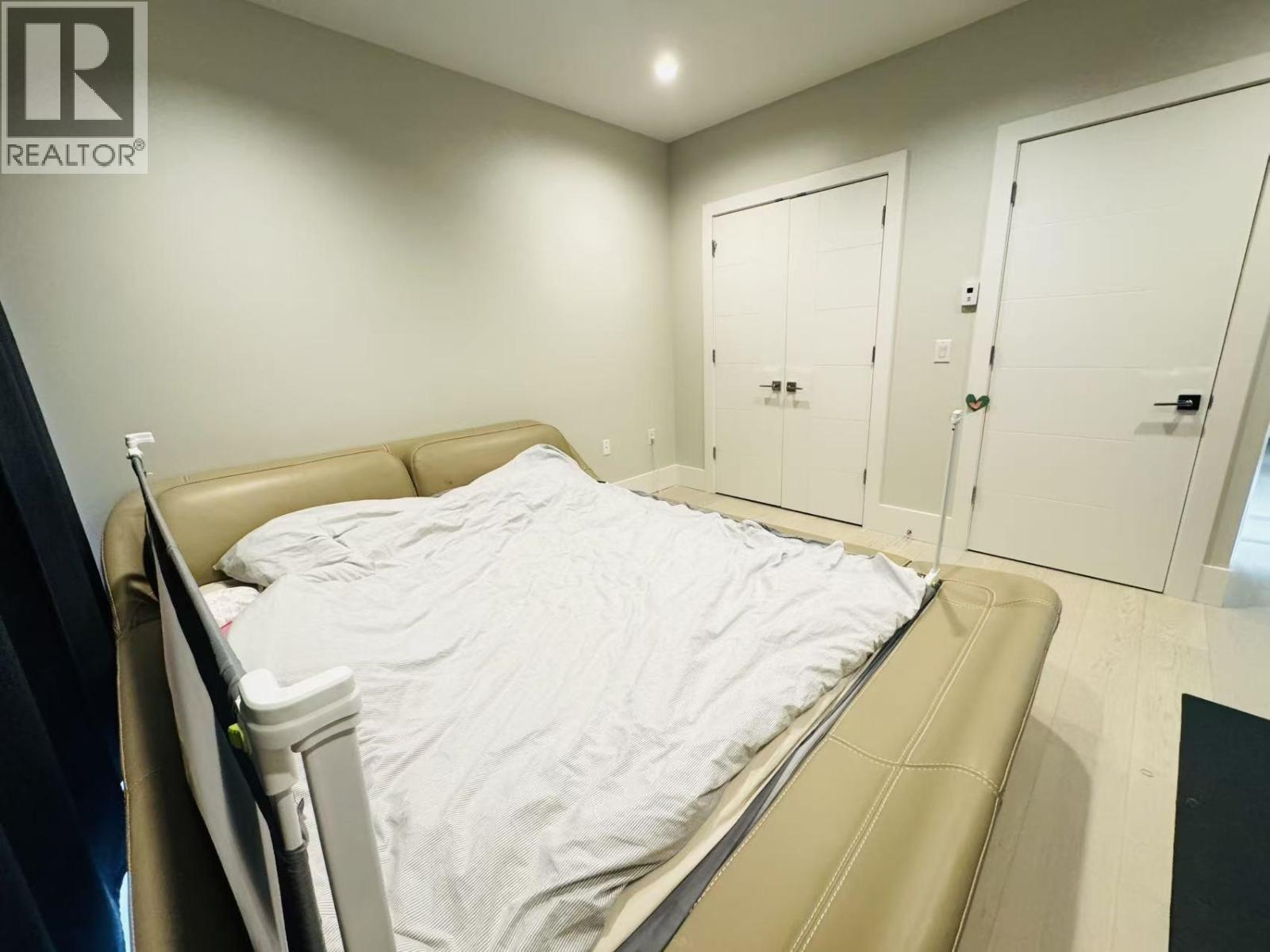 3000 W 15 Avenue, Vancouver, British Columbia  V6K 3A5 - Photo 9 - R3128037