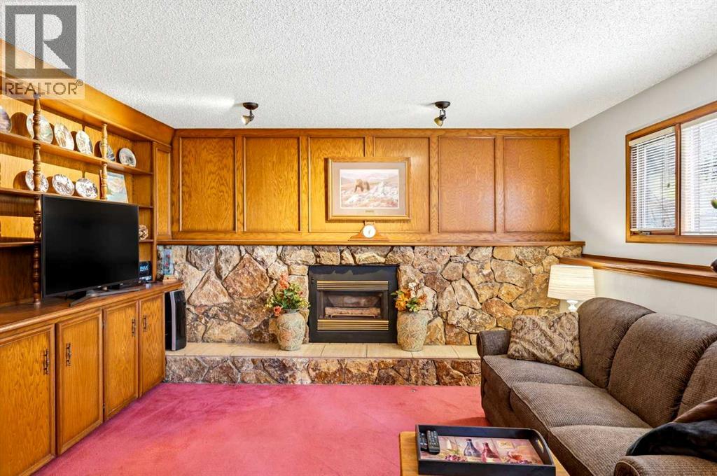 149 Edgehill Drive NW, Calgary, Alberta  T3A 2W5 - Photo 27 - A2308952