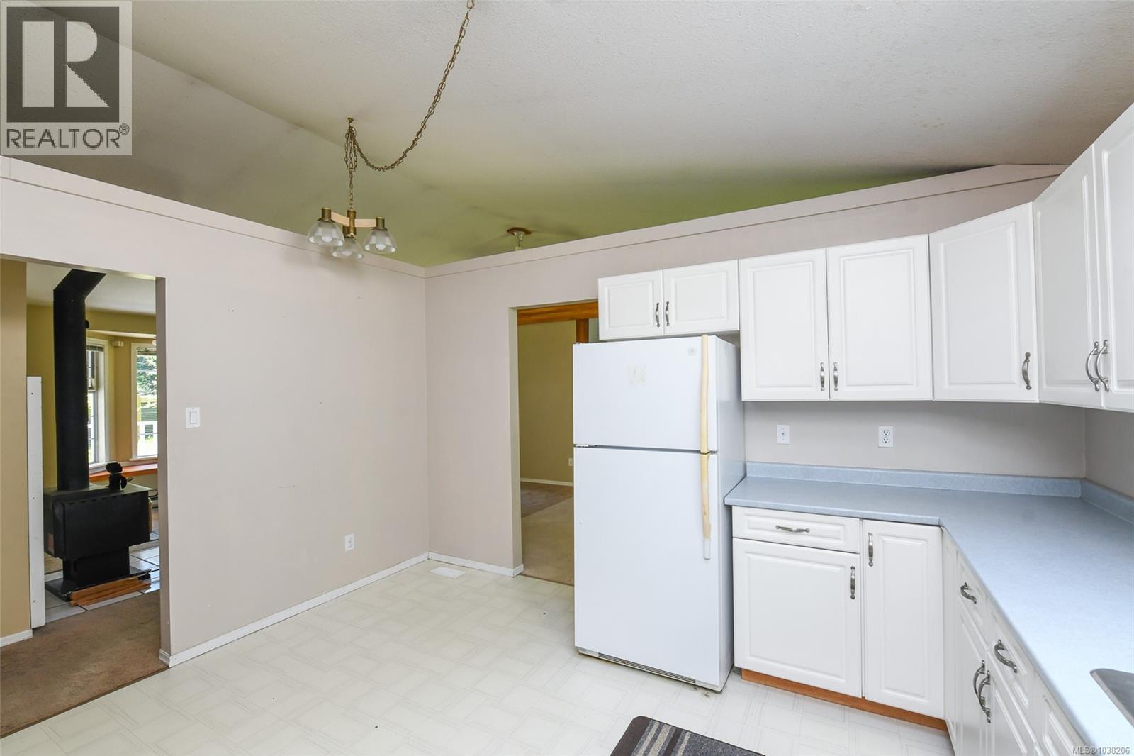 2410 Huband Rd, Courtenay, British Columbia  V9J 1L6 - Photo 30 - 1038206