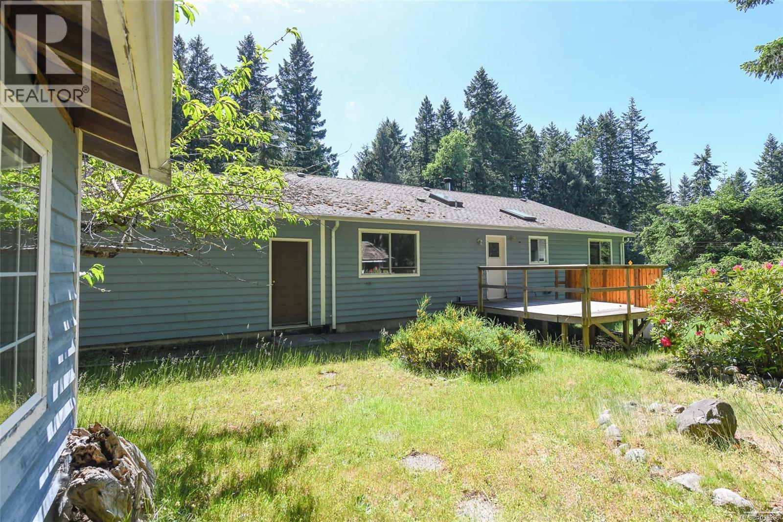 2410 Huband Rd, Courtenay, British Columbia  V9J 1L6 - Photo 16 - 1038206