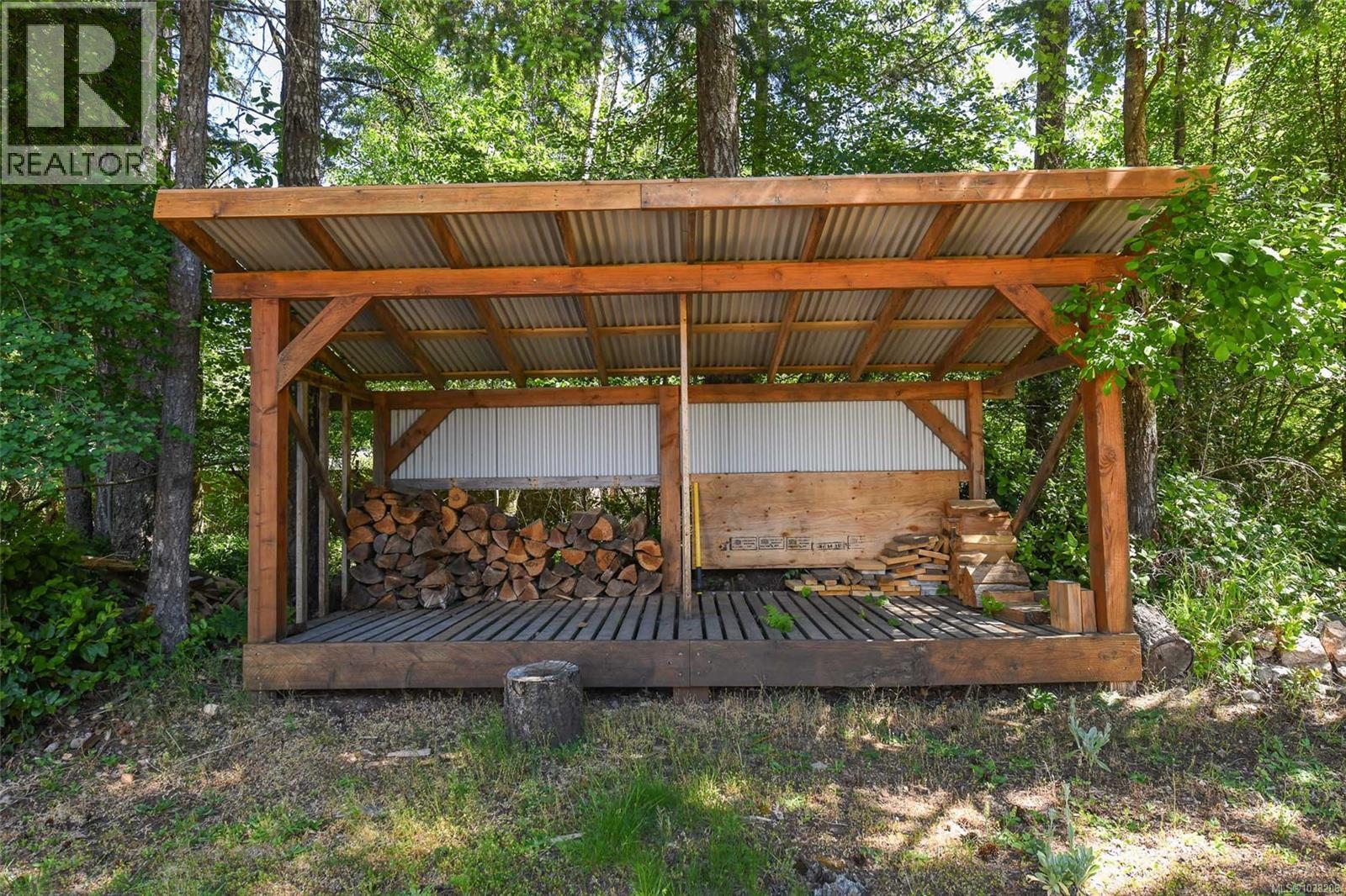 2410 Huband Rd, Courtenay, British Columbia  V9J 1L6 - Photo 21 - 1038206