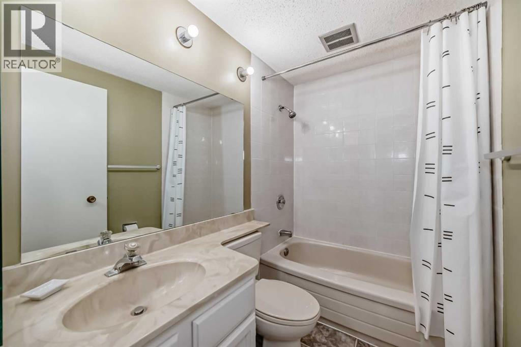 10, 3302 50 Street NW, Calgary, Alberta  T3A 2C6 - Photo 35 - A2311838