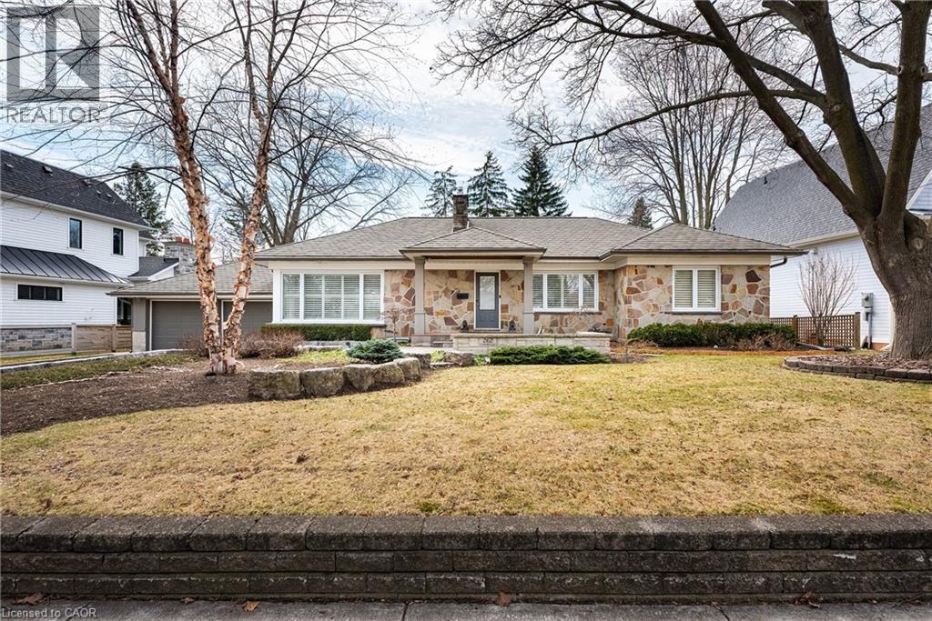 262 Oakwood Crescent, Oakville, Ontario  L6K 3M8 - Photo 2 - 40833671