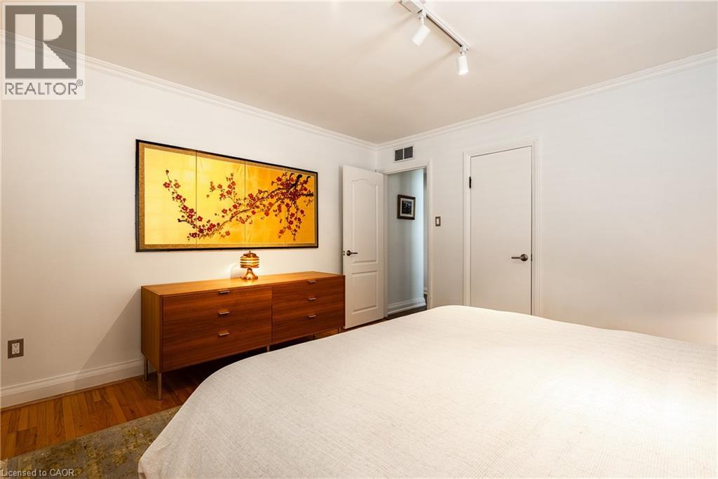 262 Oakwood Crescent, Oakville, Ontario  L6K 3M8 - Photo 21 - 40833671