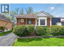 954 QUEENSDALE Avenue E, Hamilton, Ontario