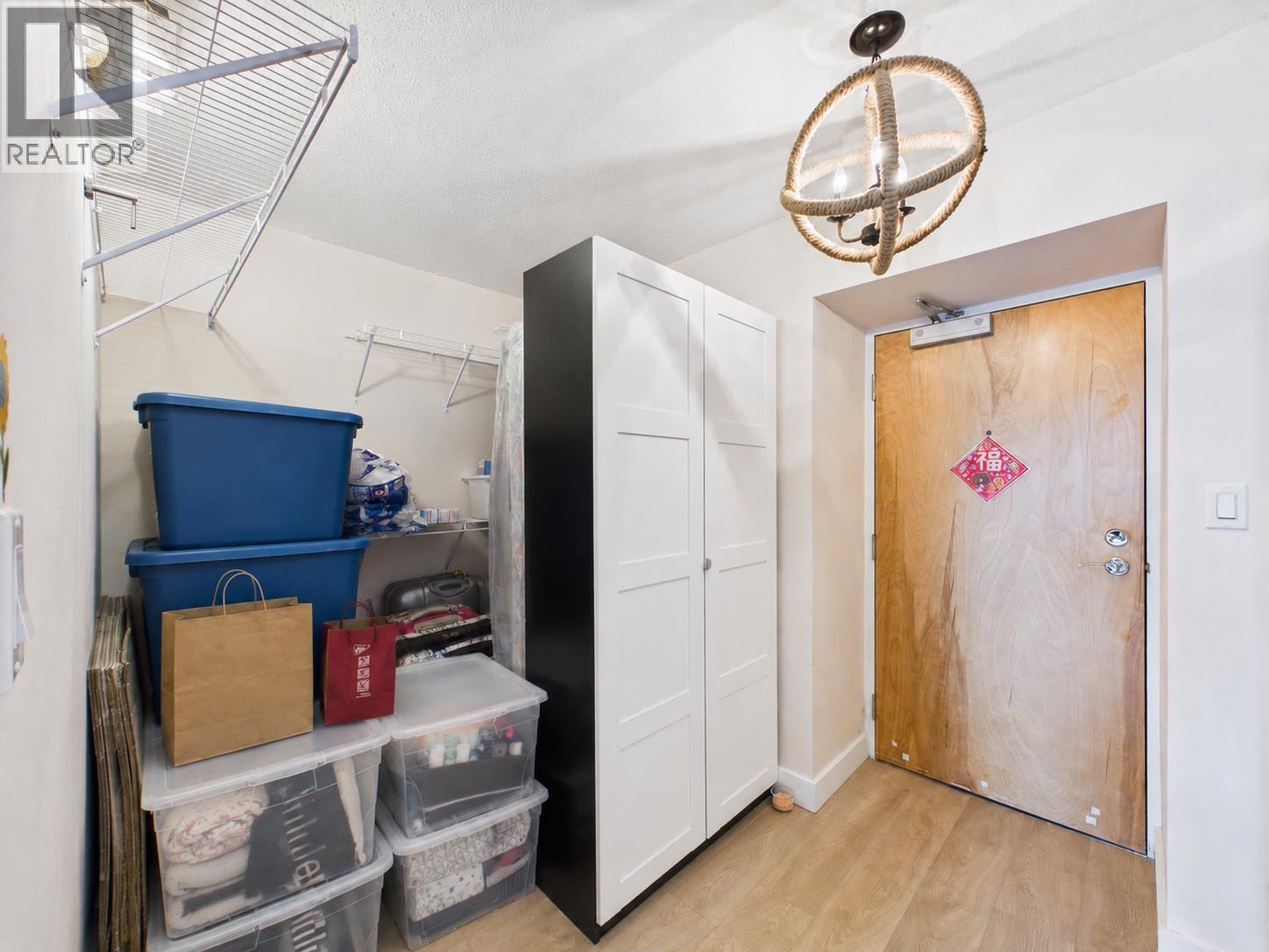 1802 6088 Willingdon Avenue, Burnaby, British Columbia  V5H 4V2 - Photo 5 - R3122983
