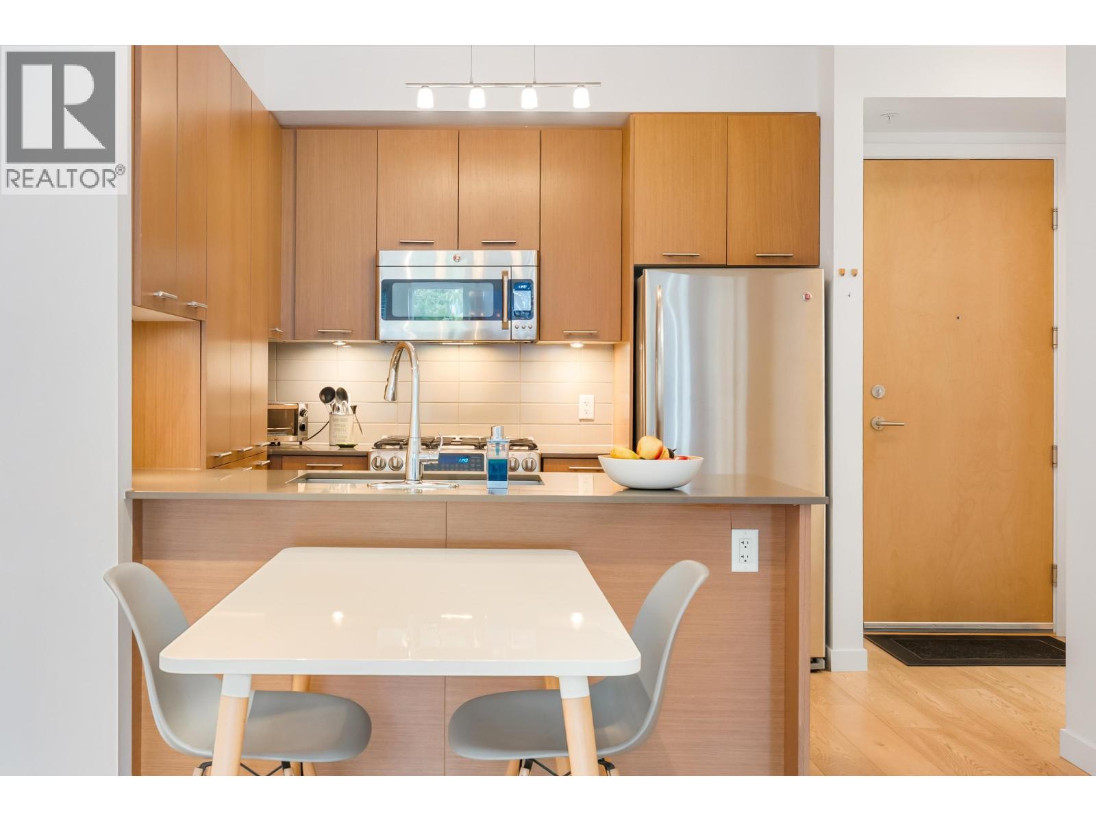 109 215 Brookes Street, New Westminster, British Columbia  V3M 0G5 - Photo 2 - R3127987