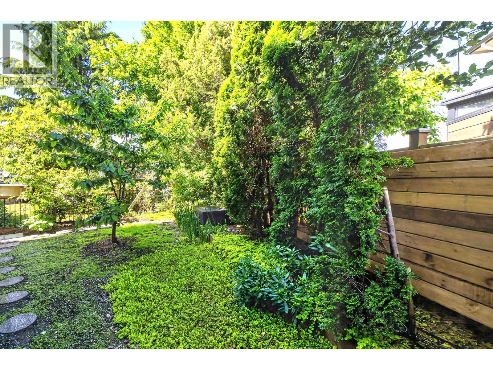 20131 121a Avenue, Maple Ridge, British Columbia  V2X 3J8 - Photo 28 - R3128010