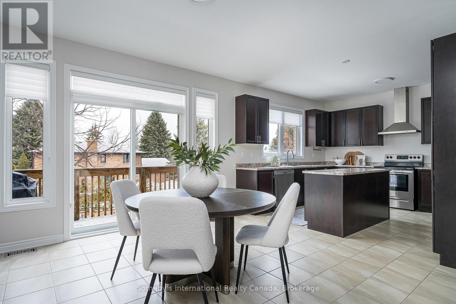 45 Mclean Avenue, Collingwood, Ontario  L4Y 3Z6 - Photo 7 - S12976442