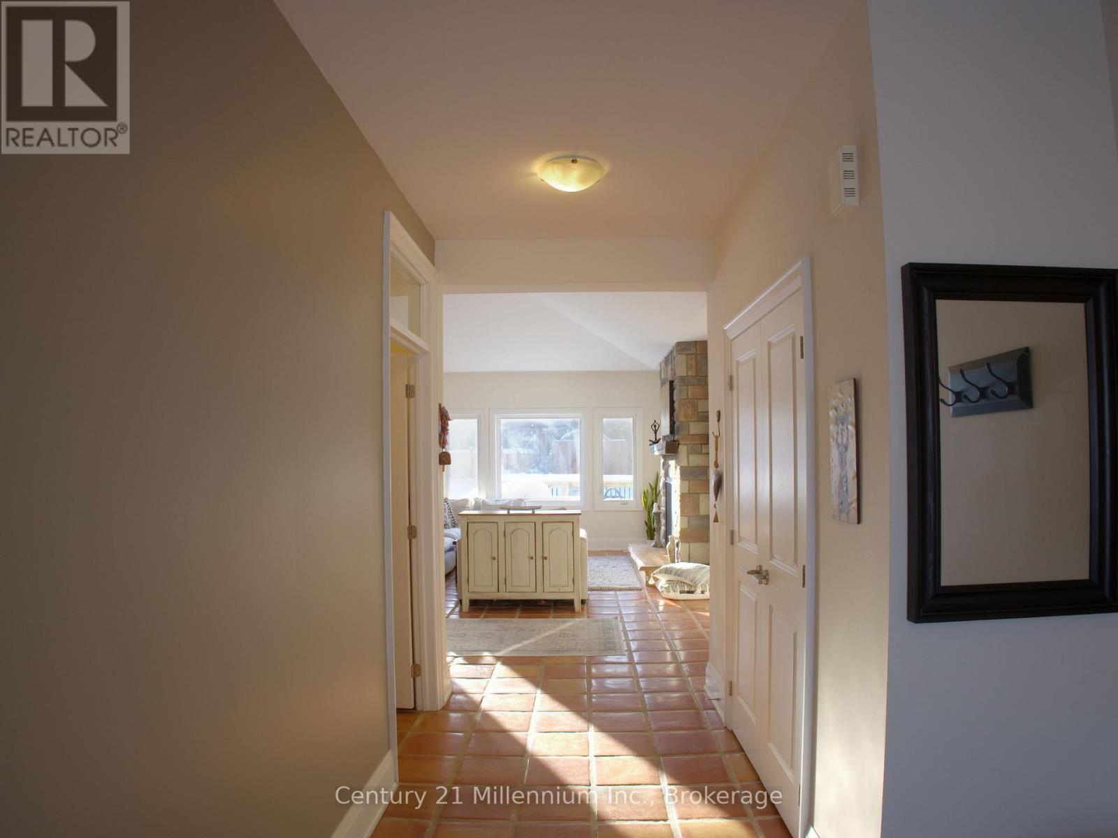 108 Creekwood Court, Blue Mountains, Ontario  L9Y 0V1 - Photo 3 - X13154024