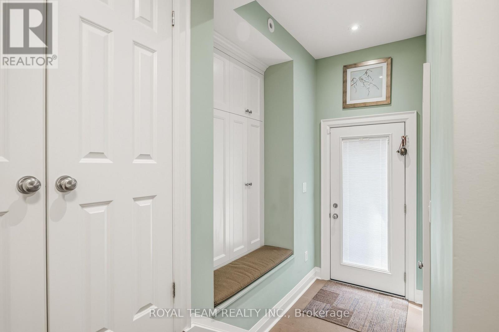 107 Esgore Drive, Toronto, Ontario  M5M 3S1 - Photo 10 - C13175756