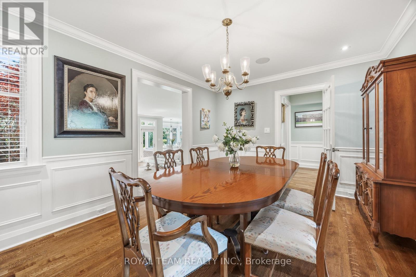 107 Esgore Drive, Toronto, Ontario  M5M 3S1 - Photo 5 - C13175756