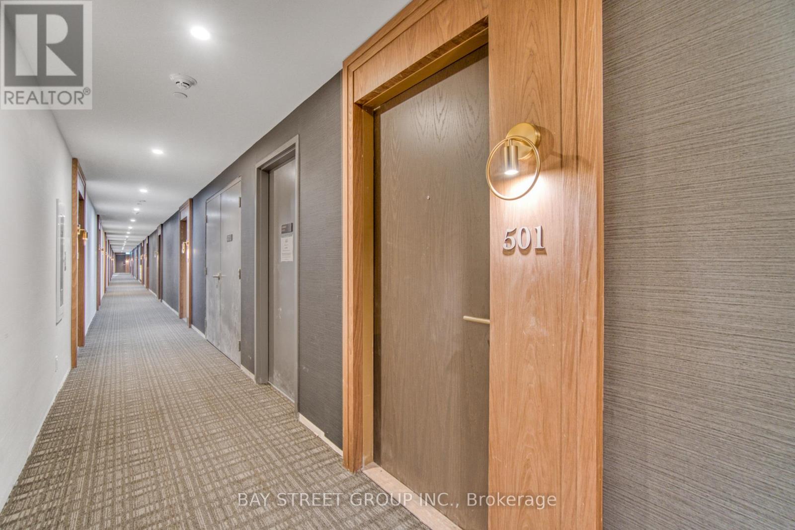 501 - 6 GREENBRIAR ROAD, Toronto, Ontario