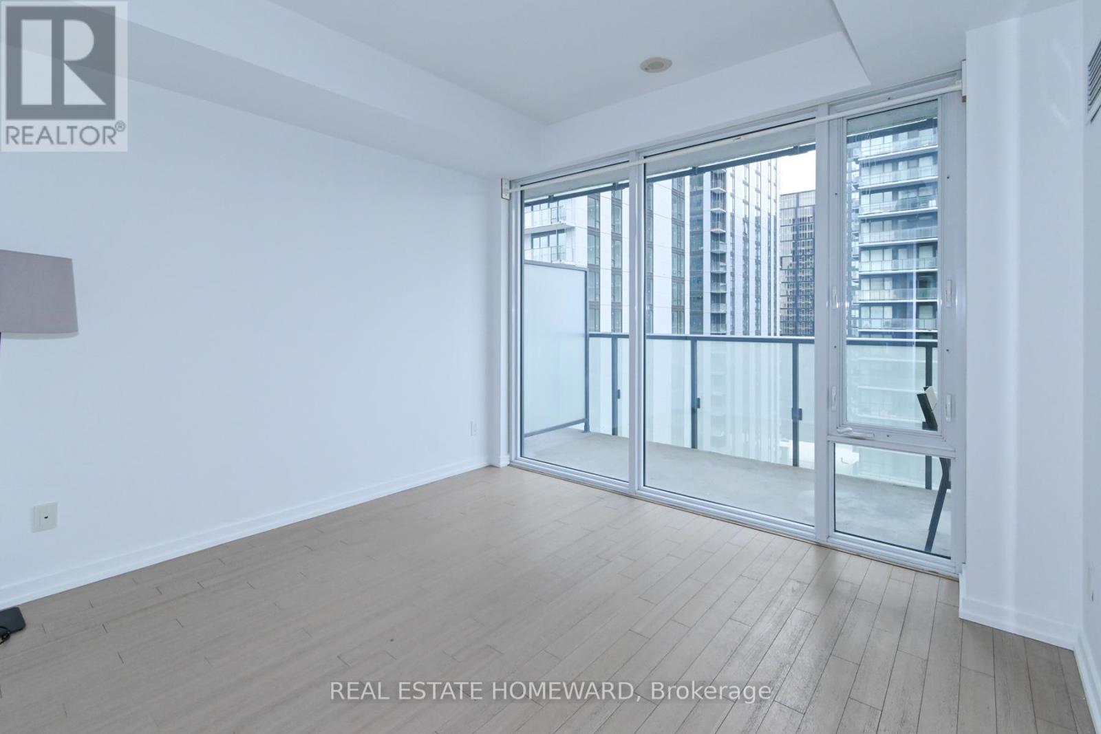 3207 - 101 Peter Street W, Toronto, Ontario  M5V 0G6 - Photo 6 - C13175808