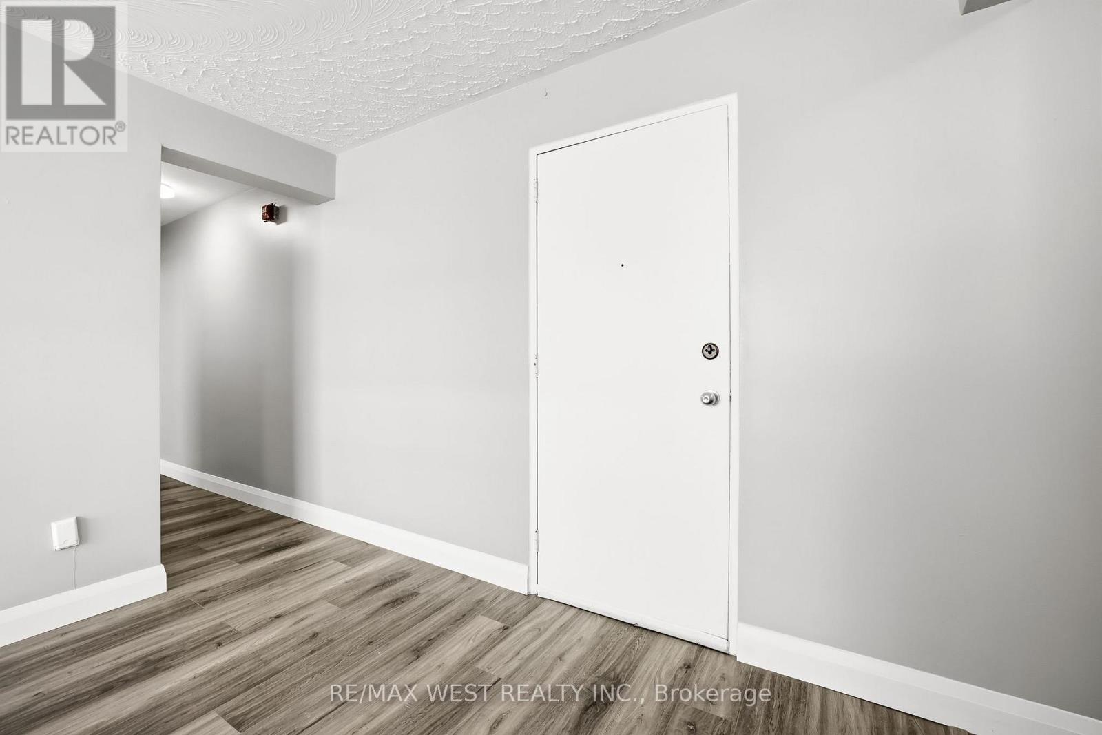300 Montrave Avenue, Oshawa, Ontario  L1J 4S2 - Photo 10 - E13175700