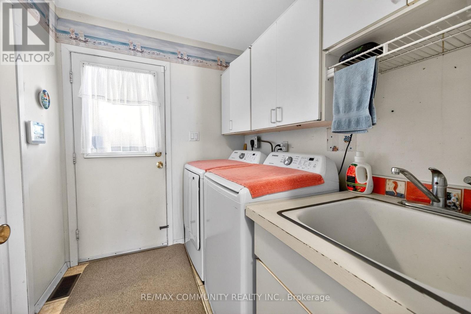 588 Huntingwood Drive, Toronto, Ontario  M1W 1G8 - Photo 17 - E13175732