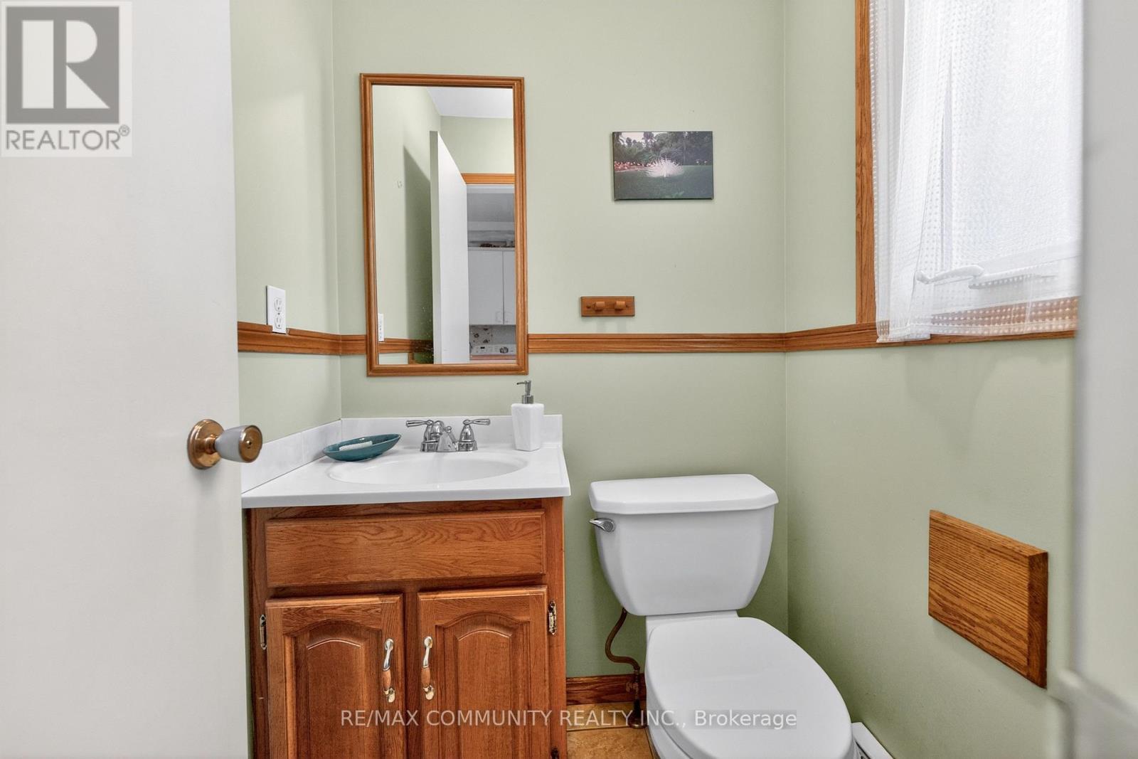 588 Huntingwood Drive, Toronto, Ontario  M1W 1G8 - Photo 18 - E13175732