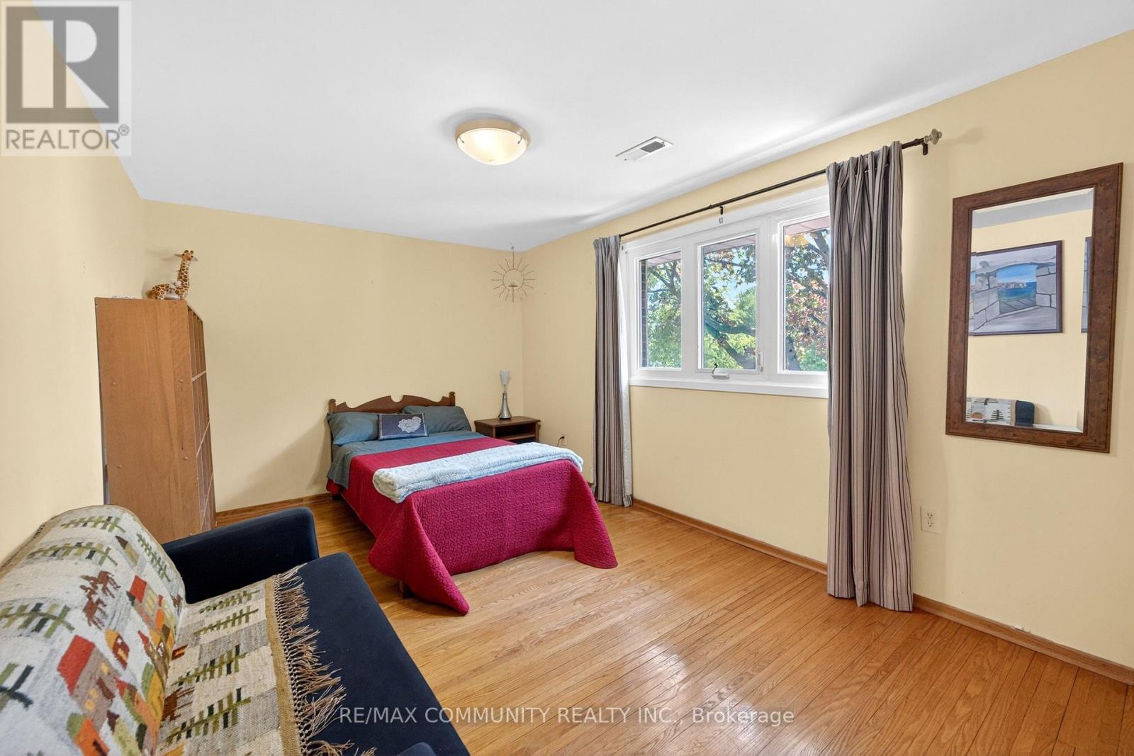 588 Huntingwood Drive, Toronto, Ontario  M1W 1G8 - Photo 24 - E13175732