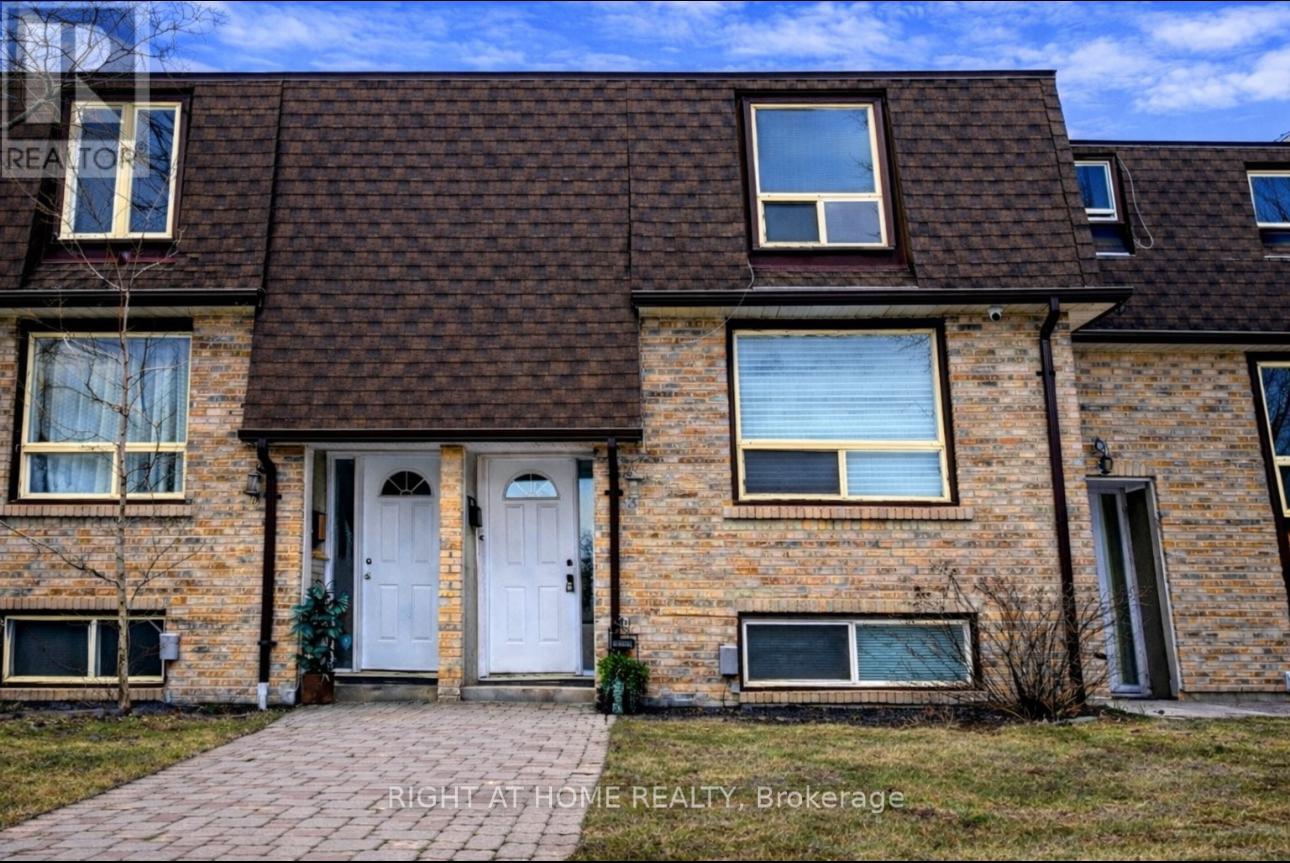3 - 1400 Mary Street N, Oshawa, Ontario  L1G 7B6 - Photo 2 - E13176136