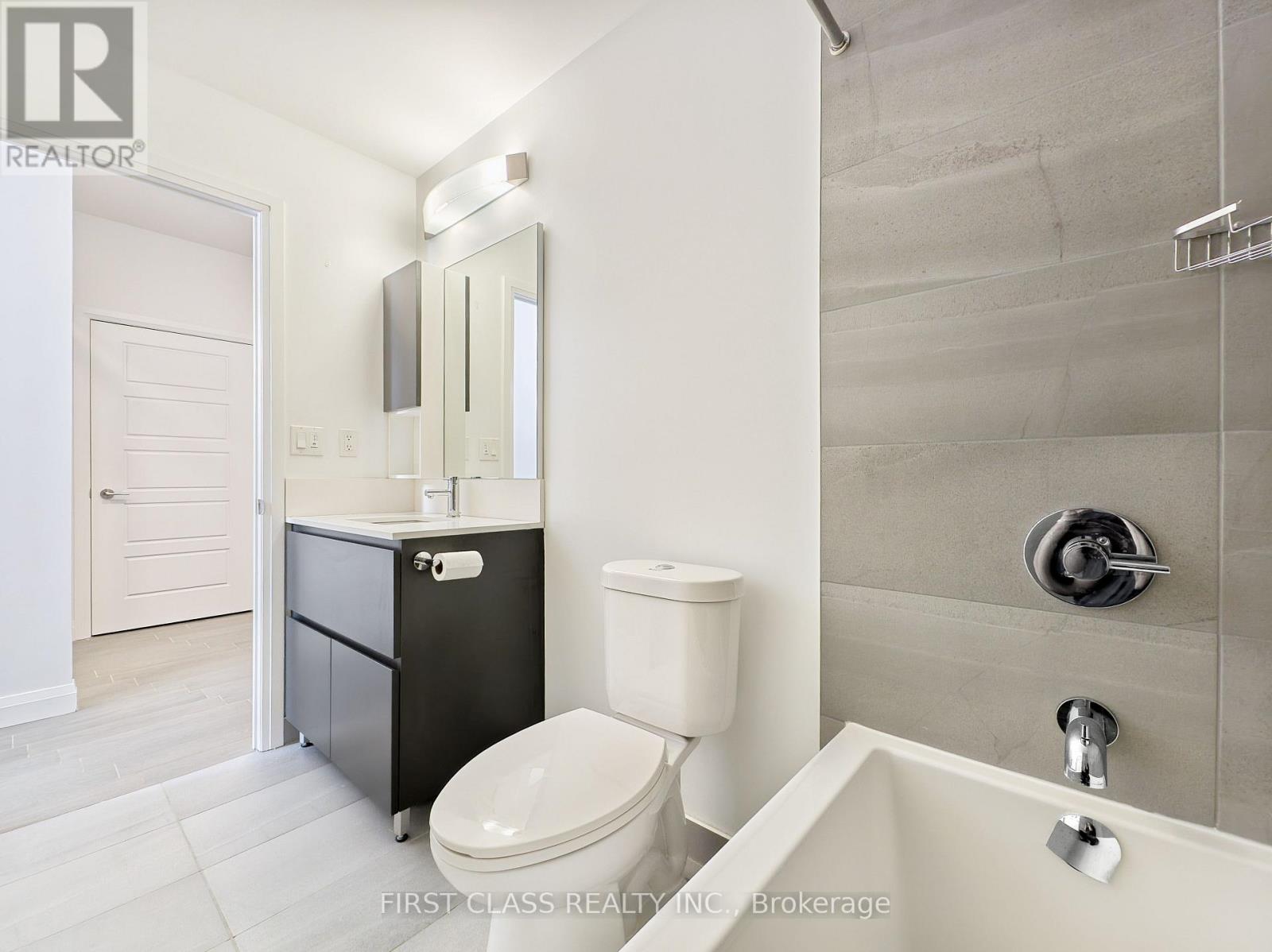 731 - 15 Water Walk Drive, Markham, Ontario  L6G 0G2 - Photo 22 - N13175708