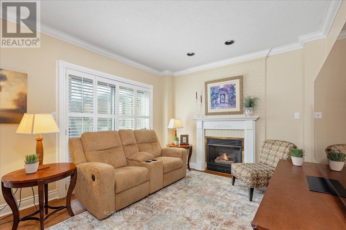 263 Mcclellan Way, Aurora, Ontario  L4G 6N9 - Photo 19 - N13175712