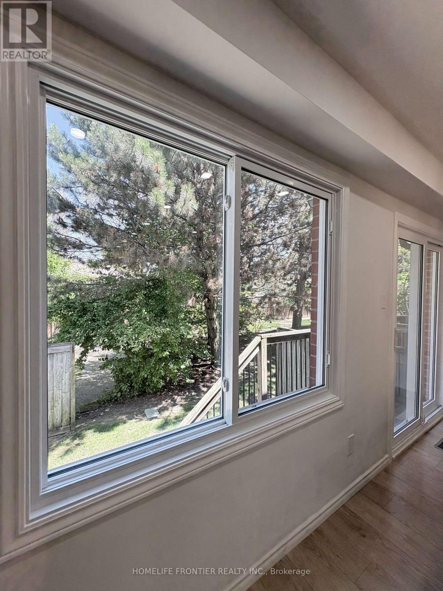 745 Caradonna Crescent, Newmarket, Ontario  L3X 1W5 - Photo 15 - N13175778