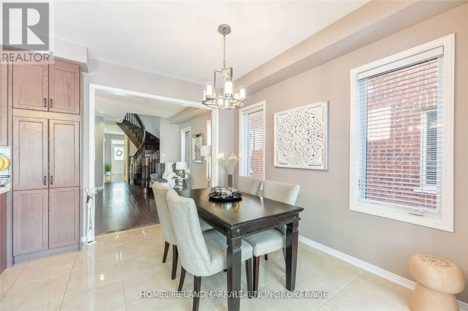 1268 Mccron Crescent, Newmarket, Ontario  L3X 0C7 - Photo 8 - N13175850