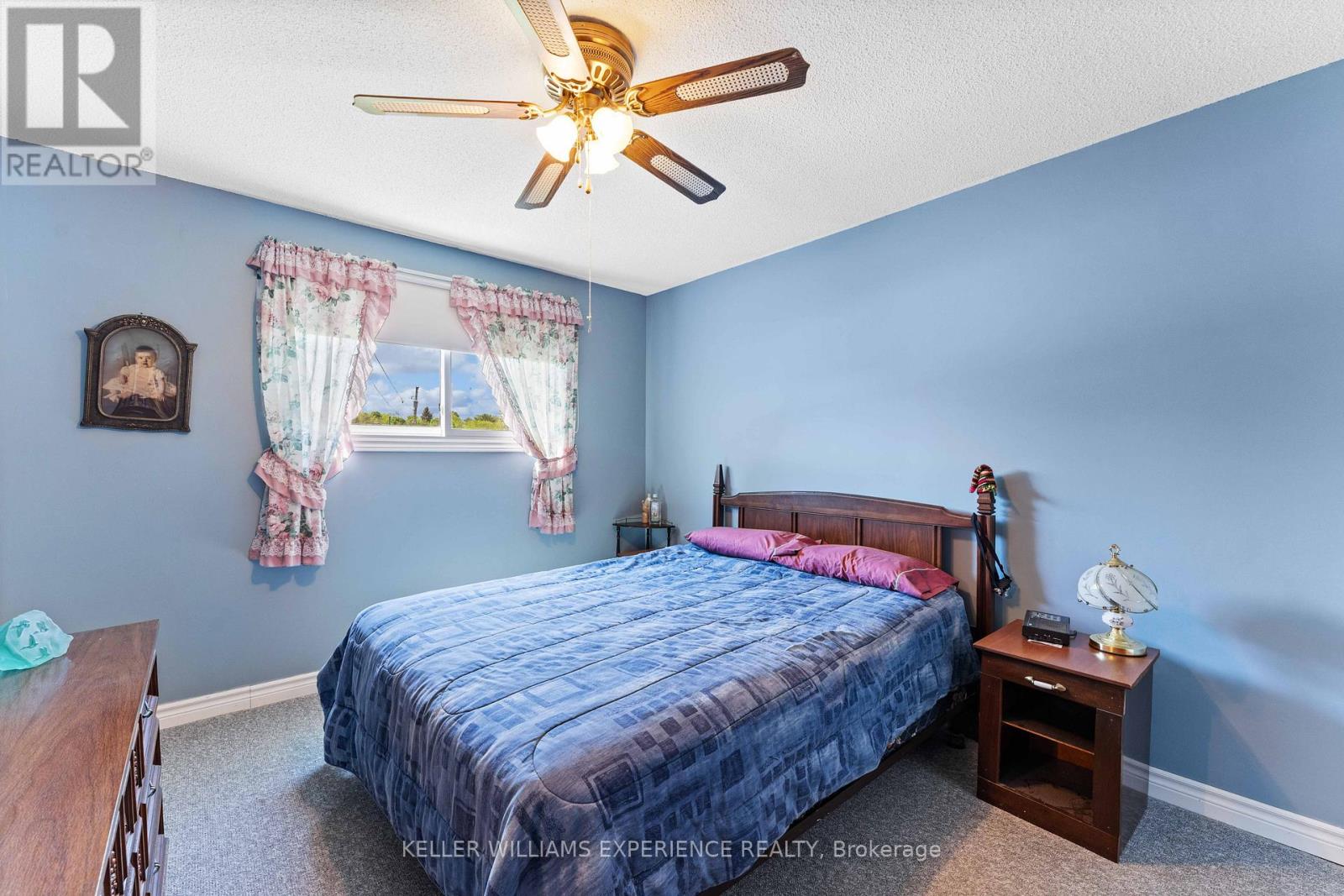 27 Larkdale Crescent, Essa, Ontario  L0M 1B0 - Photo 12 - N13175858