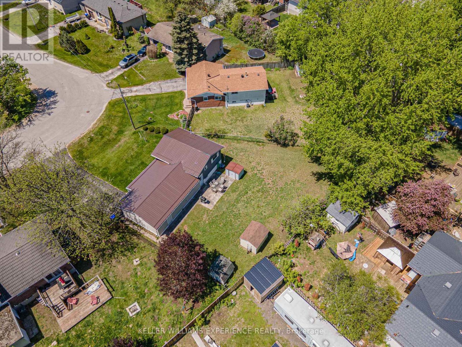 27 Larkdale Crescent, Essa, Ontario  L0M 1B0 - Photo 26 - N13175858