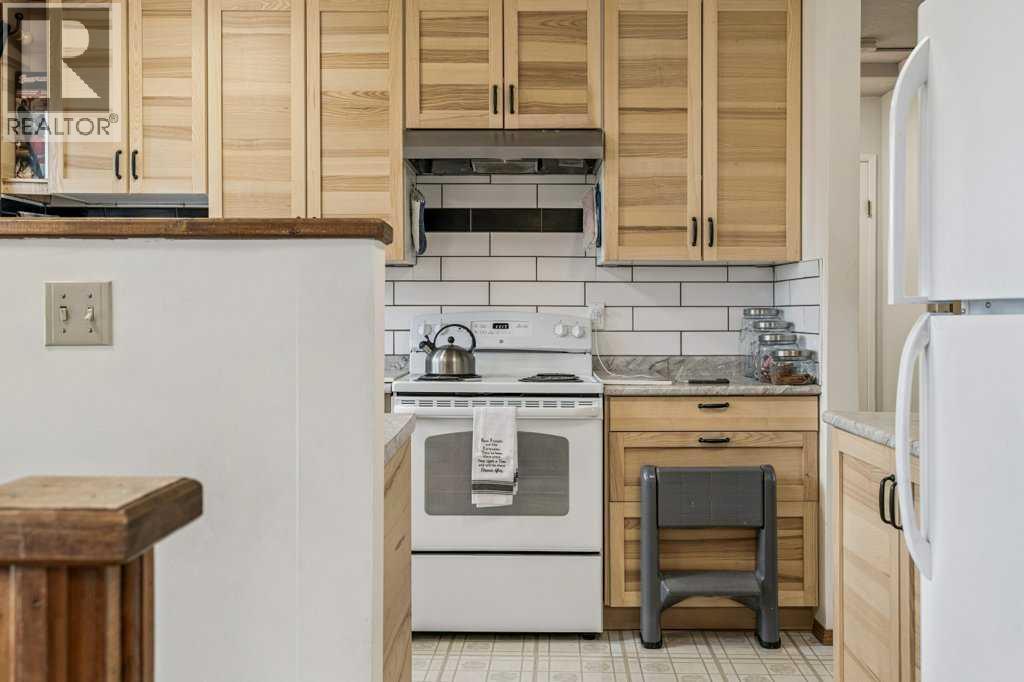 840 Pinecliff Drive NE, Calgary, Alberta  T1Y 3W7 - Photo 6 - A2312608