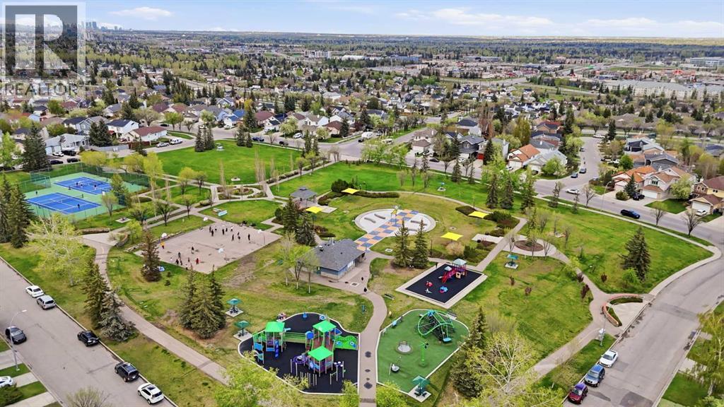 11 Somerglen Place SW, Calgary, Alberta  T2Y 3L5 - Photo 37 - A2312646