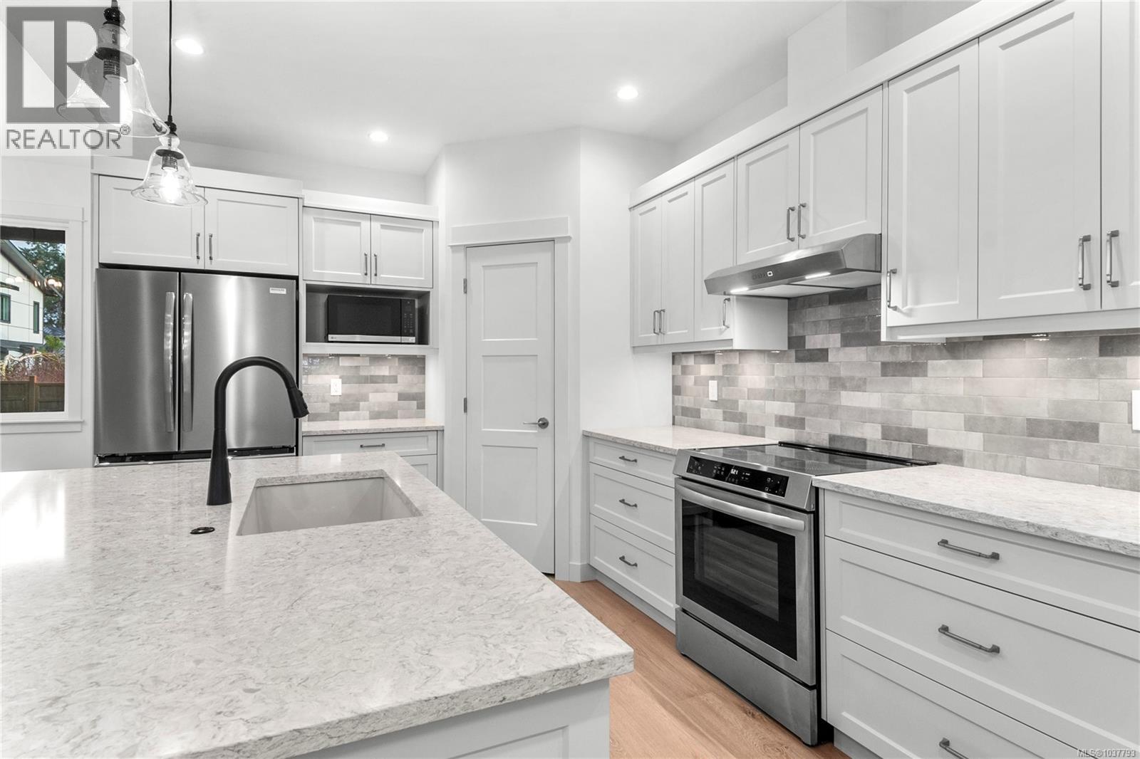 778 Sitka St, Campbell River, British Columbia  V9H 0G4 - Photo 12 - 1037793