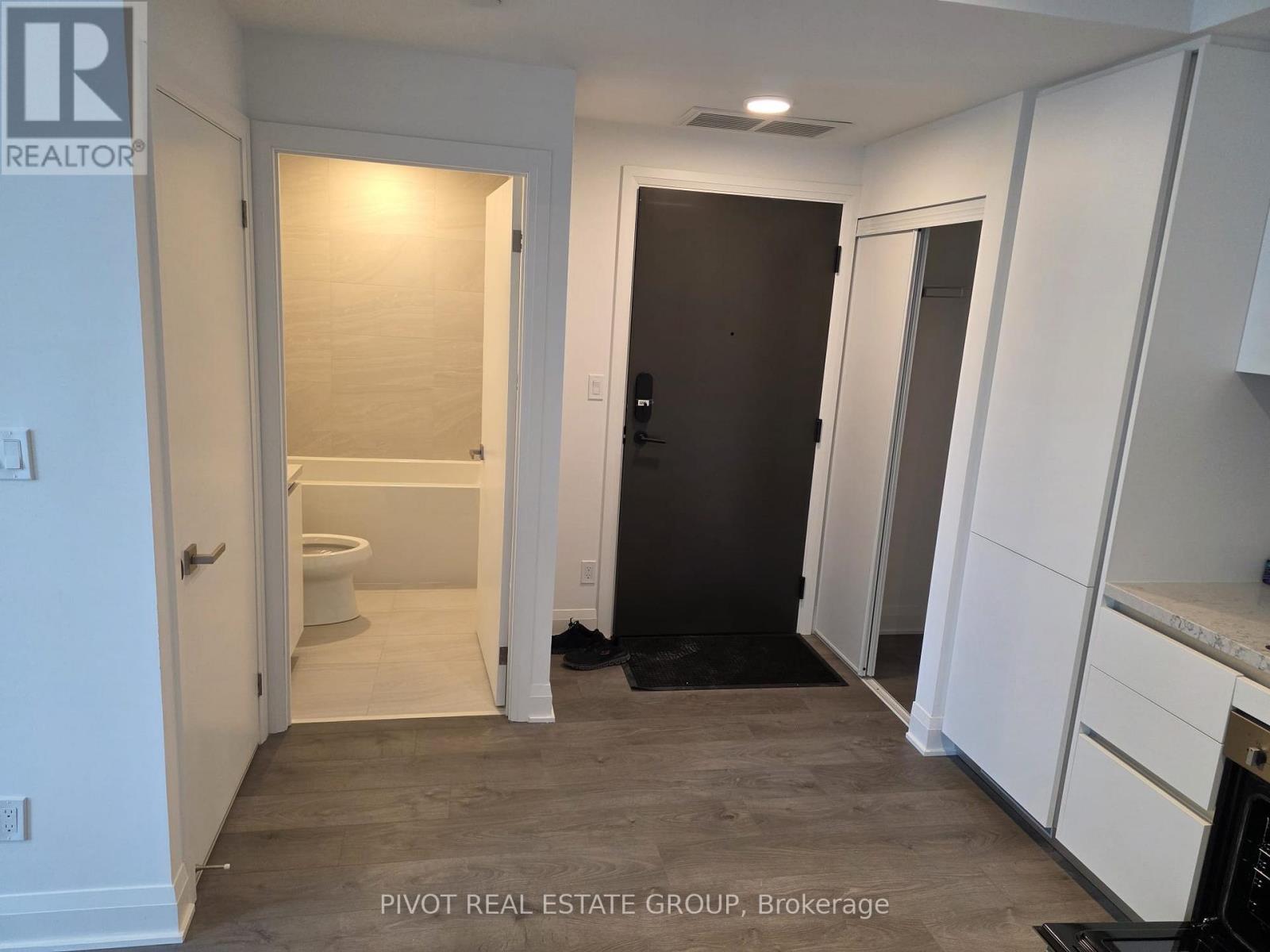 3206 - 2 Erskine Road, Mississauga, Ontario  L5B 0S1 - Photo 10 - W13169140