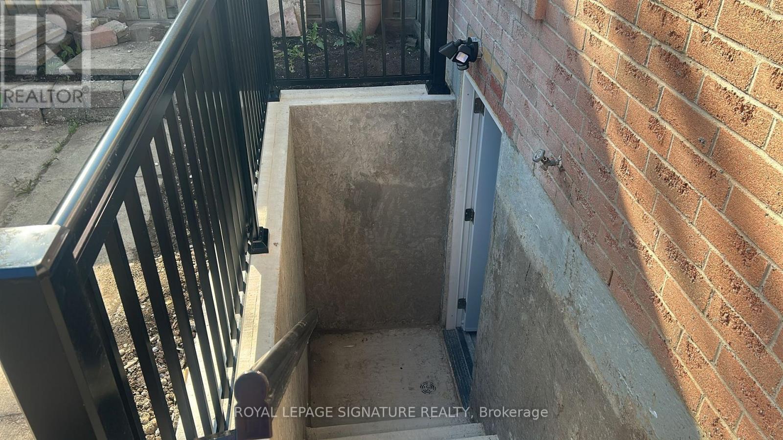 Bsmt - 3390 Columbine Crescent, Mississauga, Ontario  L5N 6A9 - Photo 11 - W13173448