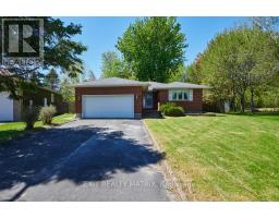 72 CASTLEBEAU STREET, Russell, Ontario