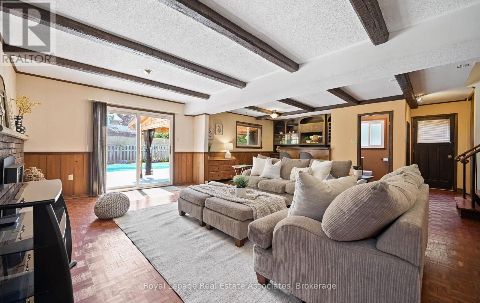 10 Charing Drive, Mississauga, Ontario  L5N 1E9 - Photo 25 - W13175724
