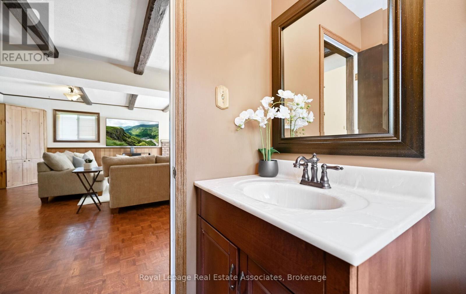 10 Charing Drive, Mississauga, Ontario  L5N 1E9 - Photo 28 - W13175724