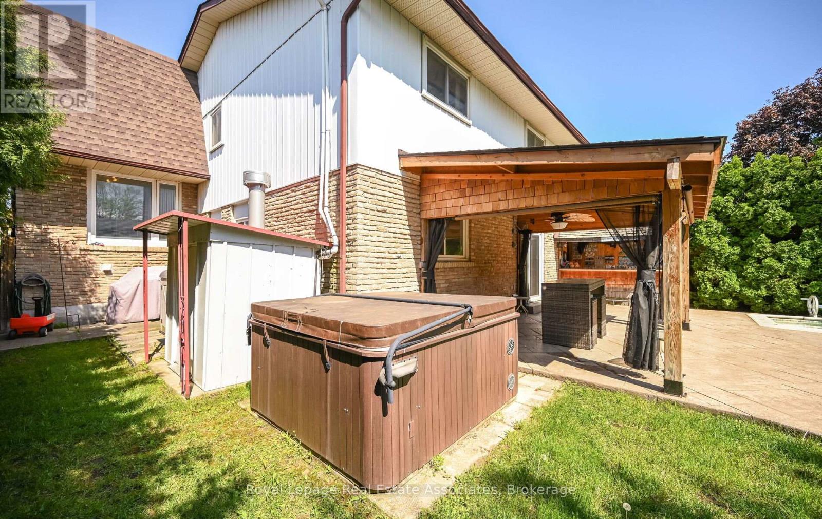 10 Charing Drive, Mississauga, Ontario  L5N 1E9 - Photo 38 - W13175724