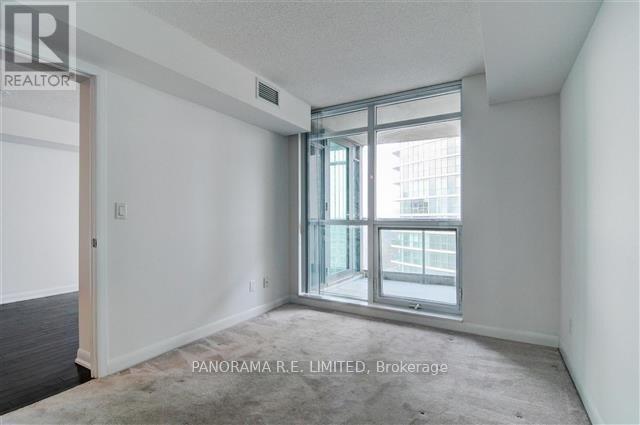 1005 - 215 Sherway Gardens Road, Toronto, Ontario  M9C 0A4 - Photo 8 - W13175768