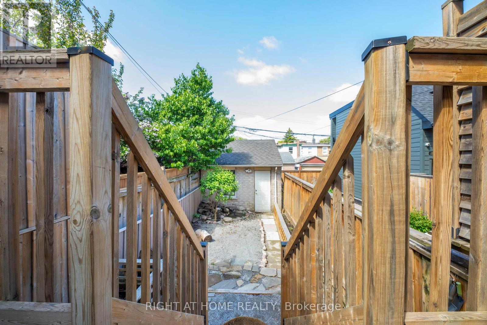 78 Prescott Avenue, Toronto, Ontario  M6N 3G5 - Photo 25 - W13175770