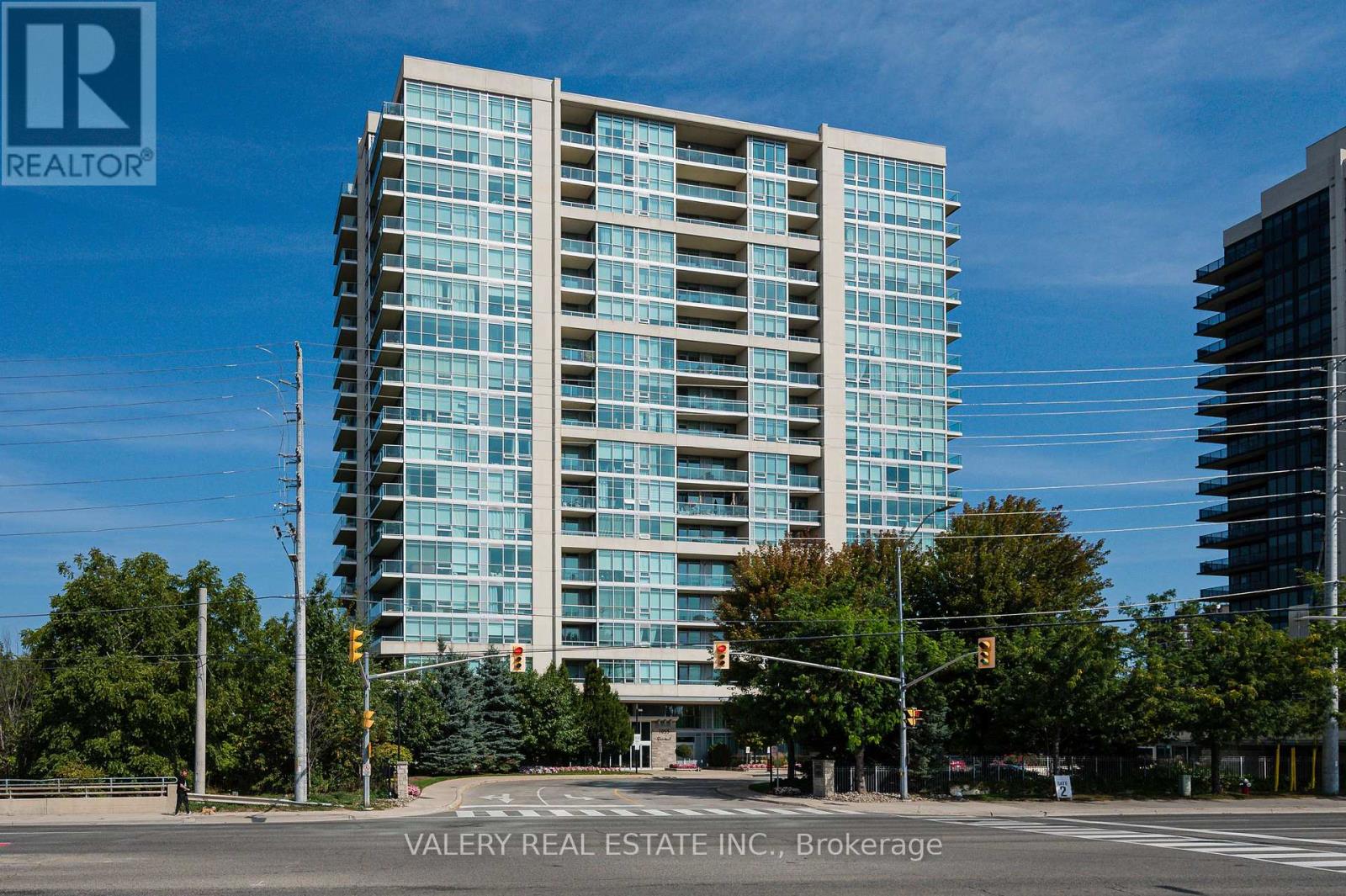 201 - 1055 SOUTHDOWN ROAD, Mississauga, Ontario