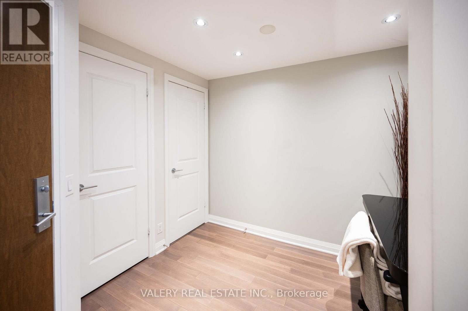 201 - 1055 Southdown Road, Mississauga, Ontario  L5J 0A3 - Photo 5 - W13175818