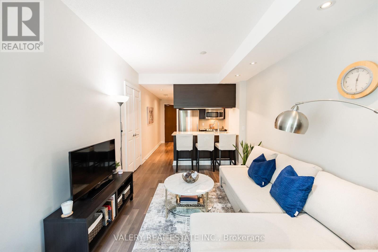 201 - 1055 Southdown Road, Mississauga, Ontario  L5J 0A3 - Photo 9 - W13175818