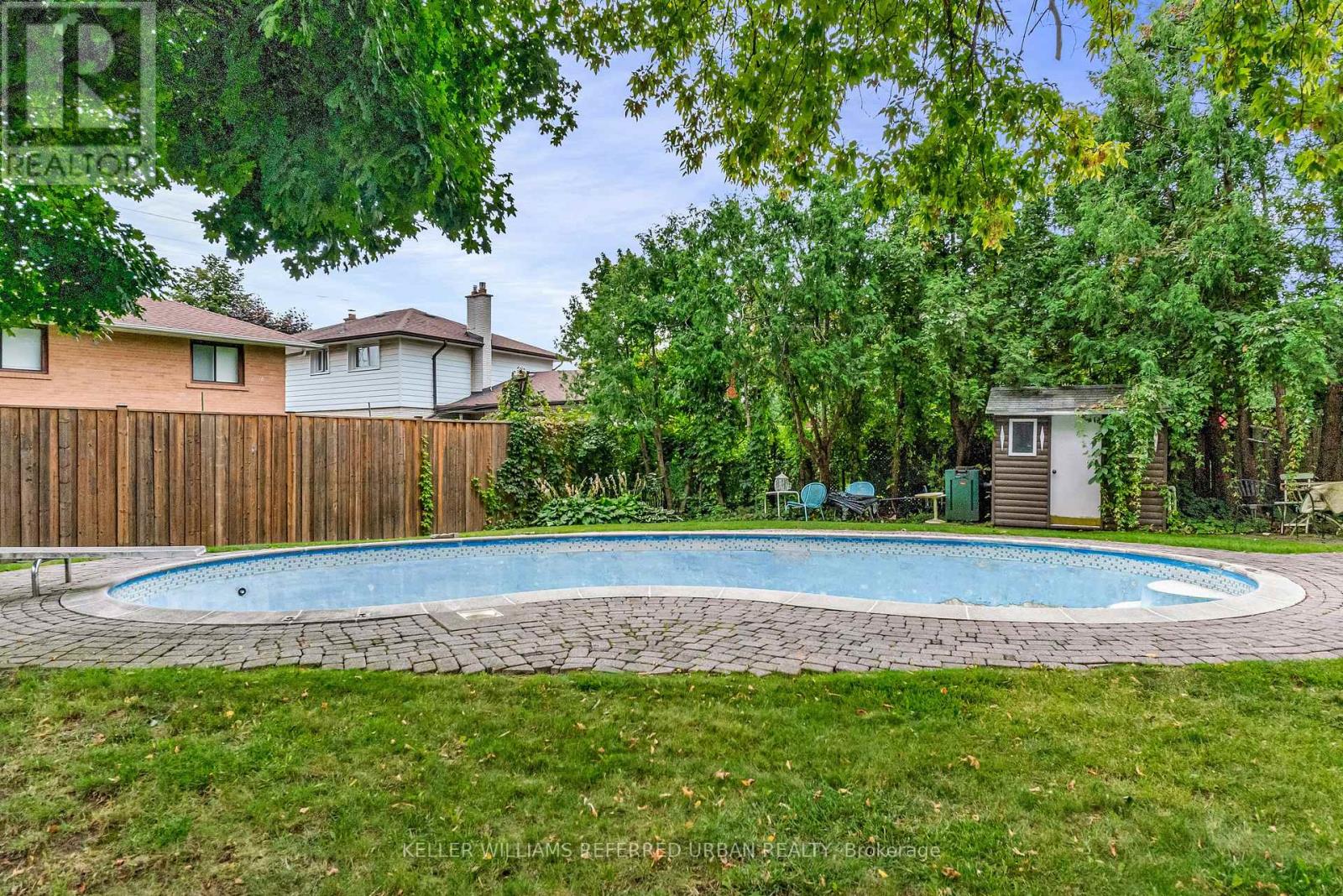 115 Ashbourne Drive, Toronto, Ontario  M9B 4H9 - Photo 22 - W13175834